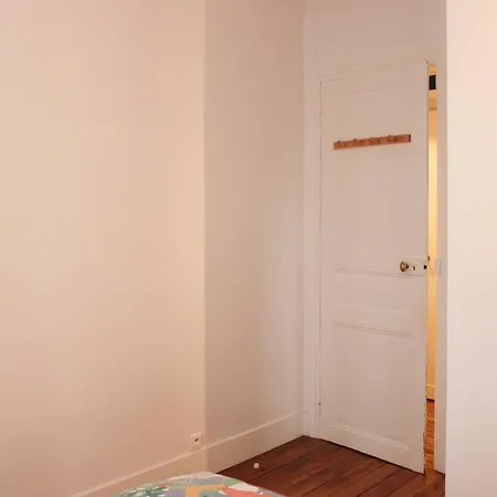 Appartement Cute Flat In Montmartre Parijs
