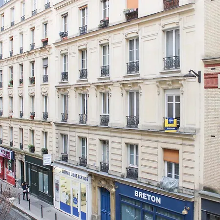 Cute Flat In Montmartre Appartement Parijs